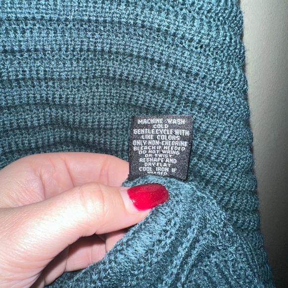 Anthropologie Moon and Madison Crew Neck Chunky Knit Loose Sleeve Size Small - Picture 6 of 8